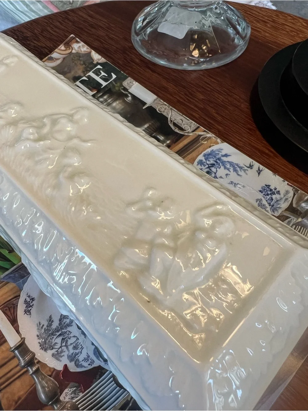 Vintage White Ceramic Cherub Box Relief Scene Jewelry Trinket Box With Lid